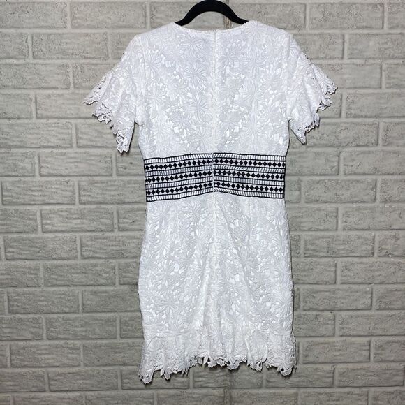 NWT MSRP $149 Bardot Reese Lace A-Line Dress Large - Picture 10 of 11